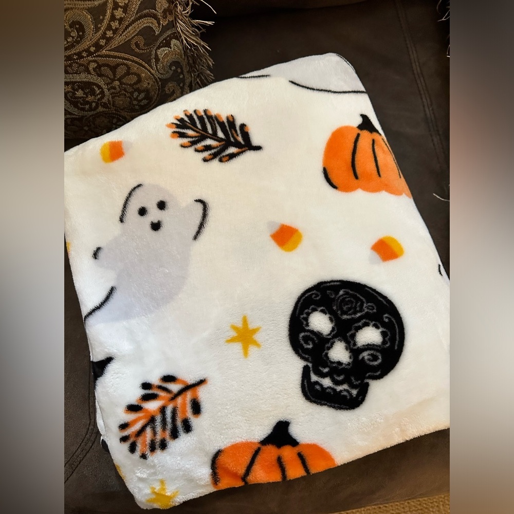 Halloween throw blanket